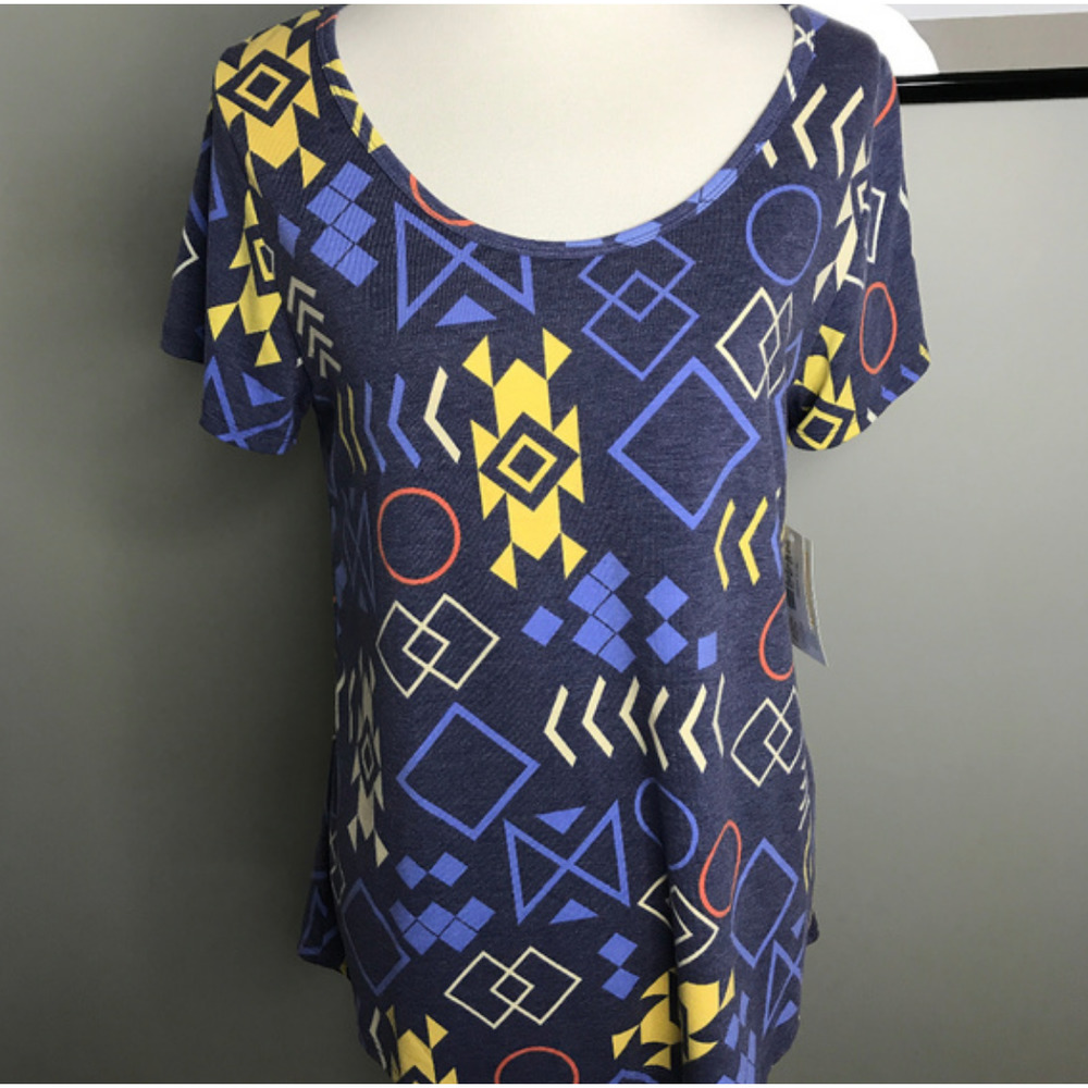NWT Lularoe Blue Geometric Shape Classic T size M